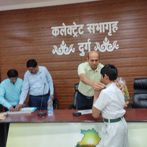 PSY Meritorious honor Durg Collectorate